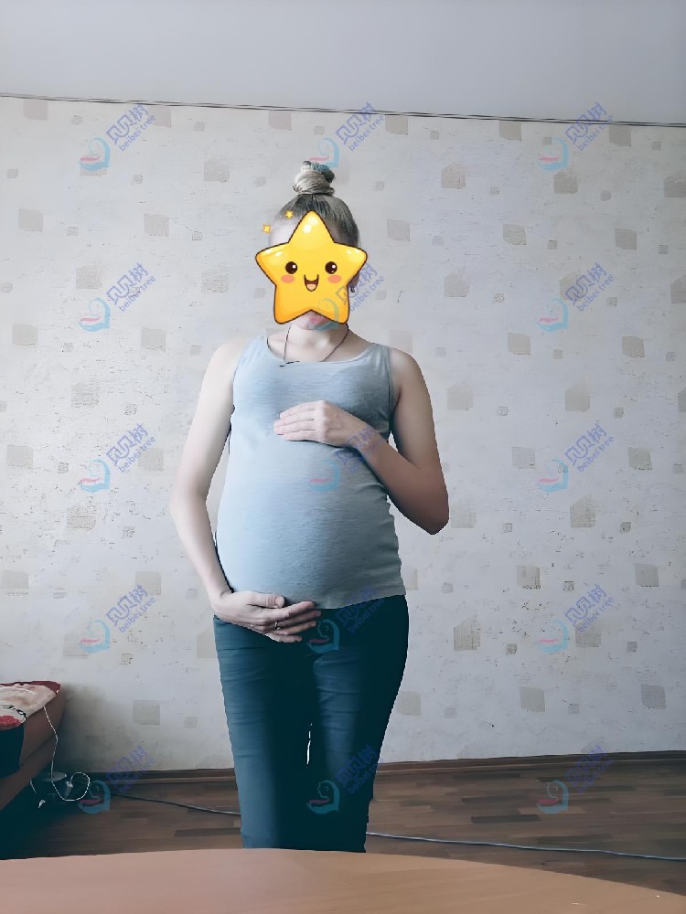 贝贝树试管服务孕产生活照案例 - 左侧图 